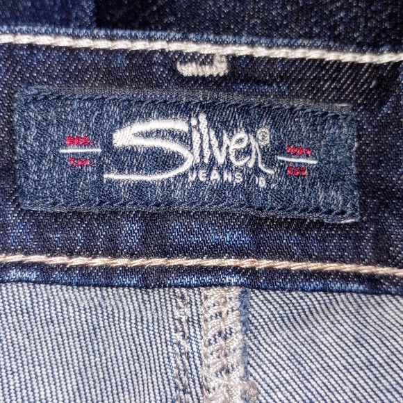 Silver Jeans Women's Size 18 Sam Cropped Distressed Jeans - Picture 9 of 11